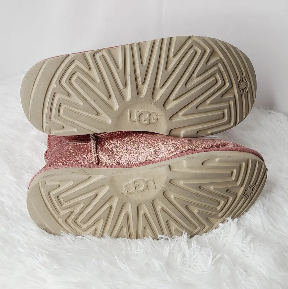 UGG girls sparkle pink slip on fur boots s 4 Y youth